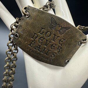 Love Never Fails Necklace Antique Brass Finish Bible Verse Inspire Lenny & Eva